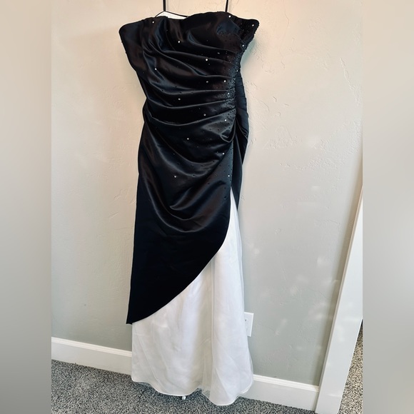 Nordstrom Formal Strapless Dress Black White Satin Gown With Tool SZ 13/14 NEW - Picture 6 of 16